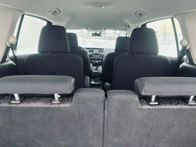 2012 Mazda MAZDA5 4dr Wagon - Photo 13