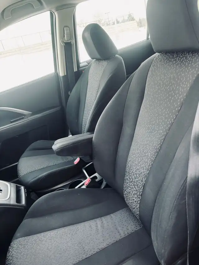 2012 Mazda MAZDA5 4dr Wagon - Photo 14