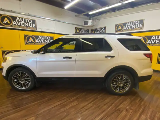 2016 Ford Explorer Sport - DUAL SUNROOFS, REAR ENTERTAINMENT, HE - Photo 2