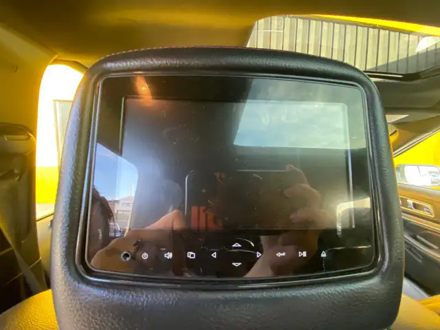 2016 Ford Explorer Sport - DUAL SUNROOFS, REAR ENTERTAINMENT, HE - Photo 20