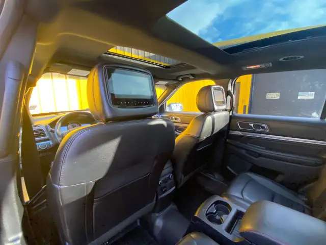 2016 Ford Explorer Sport - DUAL SUNROOFS, REAR ENTERTAINMENT, HE - Photo 25
