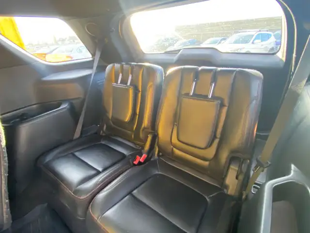 2016 Ford Explorer Sport - DUAL SUNROOFS, REAR ENTERTAINMENT, HE - Photo 27