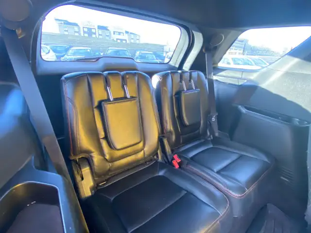 2016 Ford Explorer Sport - DUAL SUNROOFS, REAR ENTERTAINMENT, HE - Photo 28