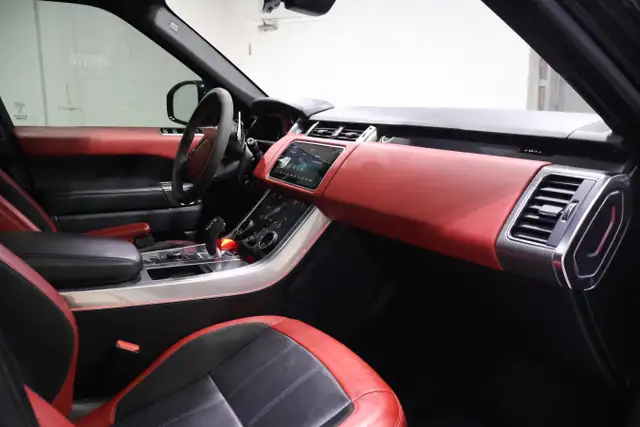 2019 Land Rover Range Rover Sport HST - Photo 25