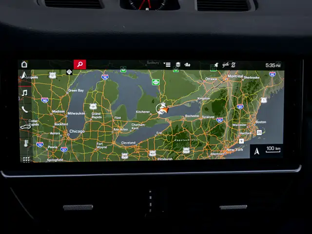 2021 Porsche Cayenne NAV|SUNROOF|CRUISE CONTROL|HEATED & COOLING - Photo 24