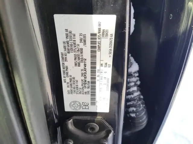 2020 Ford F-150 4x4 Lariat 4dr SuperCrew 5.5 ft. SB - Photo 17