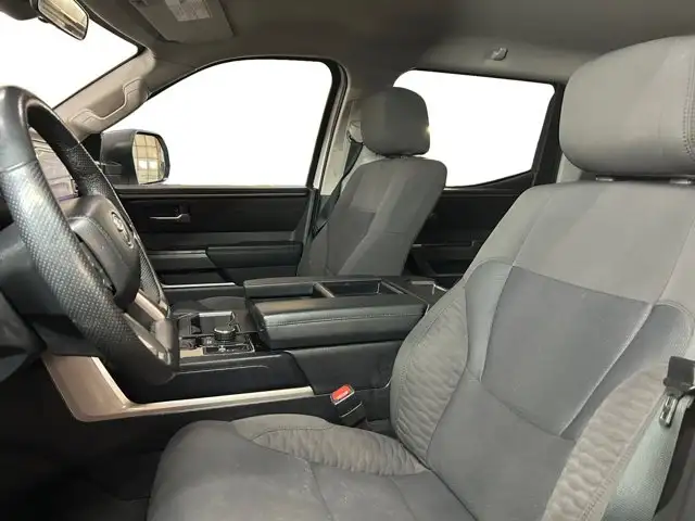 2024 Toyota Tundra SR / 4WD - Photo 18