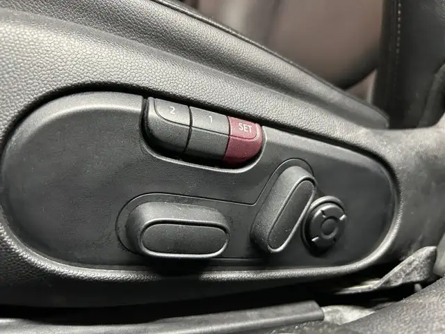 2016 MINI Cooper Clubman - Photo 13