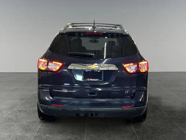 2017 Chevrolet Traverse LT / AWD - Photo 5
