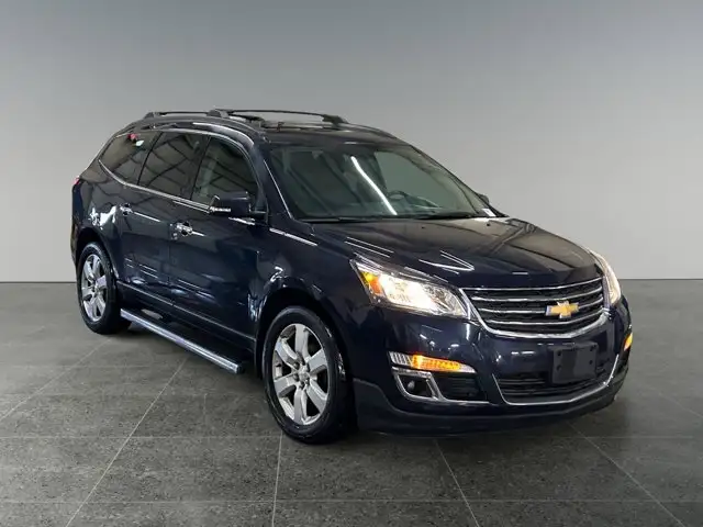 2017 Chevrolet Traverse LT / AWD - Photo 9