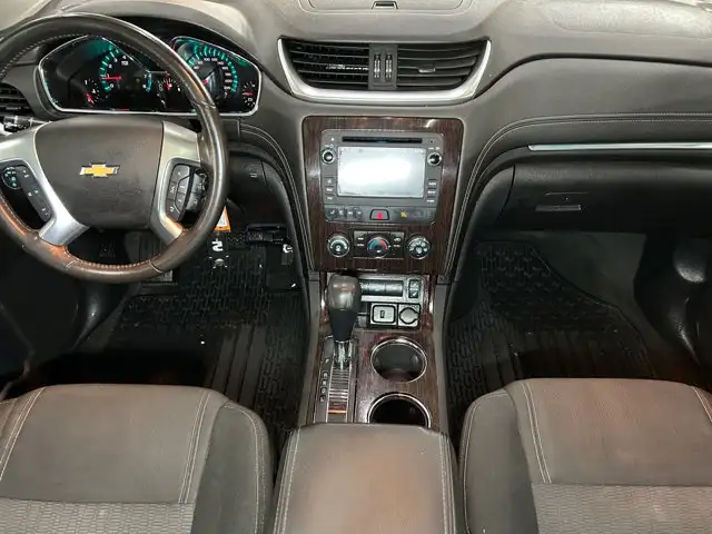 2017 Chevrolet Traverse LT / AWD - Photo 15