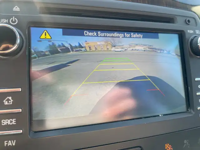 2016 Chevrolet Traverse LT - Photo 15