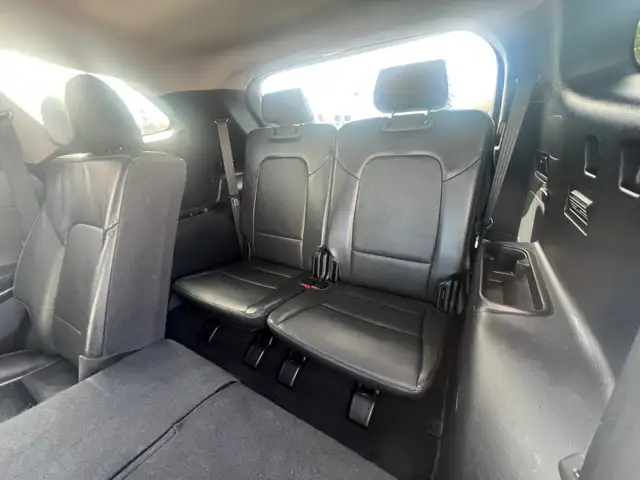 2013 Hyundai Santa Fe AWD 4dr 3.3L Auto XL Luxury - Photo 16