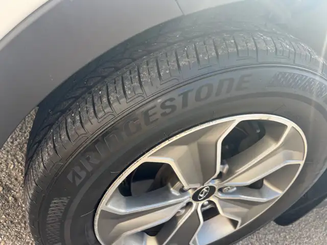 2013 Hyundai Santa Fe AWD 4dr 3.3L Auto XL Luxury - Photo 18