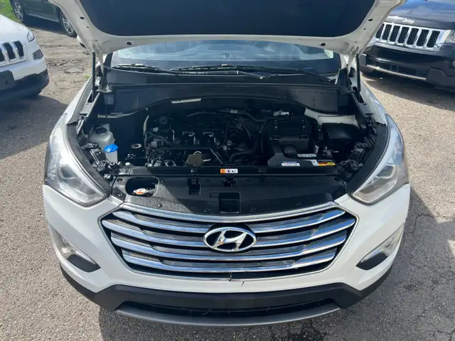 2013 Hyundai Santa Fe AWD 4dr 3.3L Auto XL Luxury - Photo 19