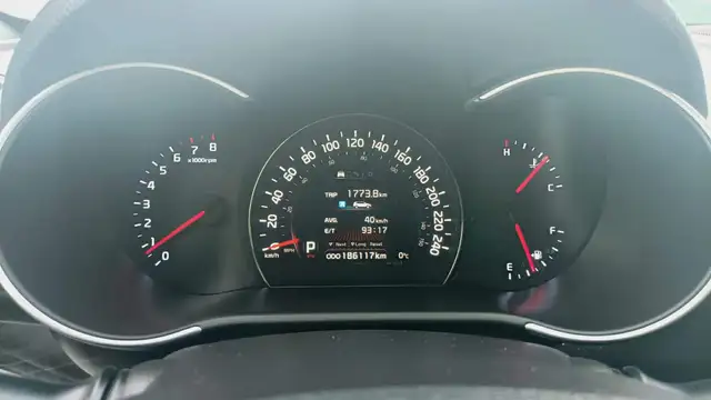 2014 Kia Sorento SX - Photo 9