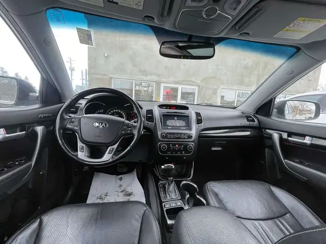 2014 Kia Sorento SX - Photo 16