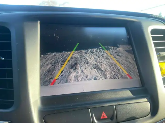 2015 Chrysler 200 S - Photo 12