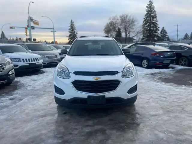 2017 Chevrolet Equinox LS - Photo 2