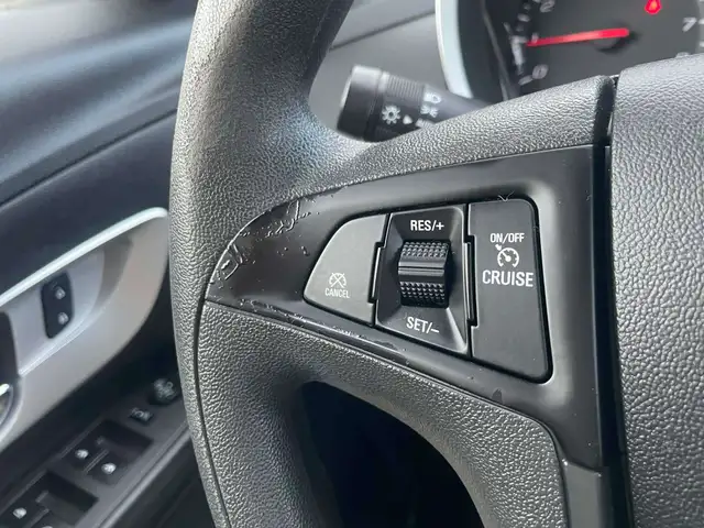 2017 Chevrolet Equinox LS - Photo 13