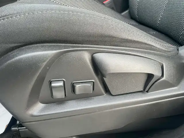 2017 Chevrolet Equinox LS - Photo 14