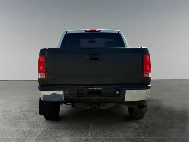 2009 GMC Sierra 2500HD - Photo 5