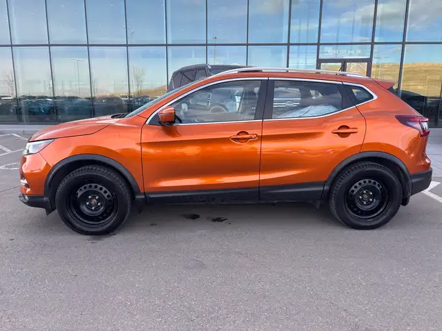 2023 Nissan Qashqai SL Premium AWD • 360 Camera • Leather - Photo 3