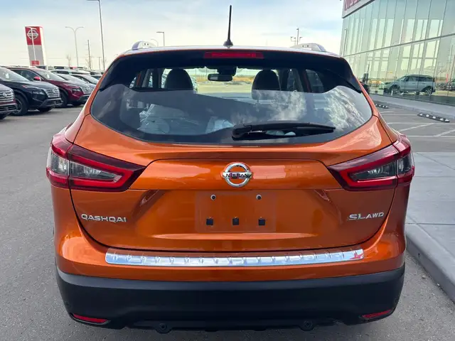 2023 Nissan Qashqai SL Premium AWD • 360 Camera • Leather - Photo 5