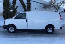 2011 GMC Savana Van 2500 Propre - Photo 2
