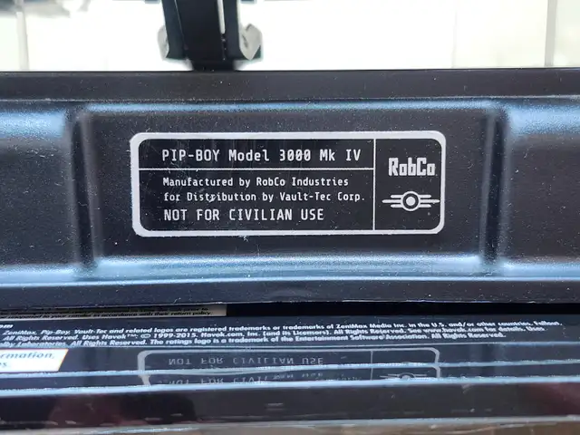 Pip-Boy 3000 Mk IV Replica From Fallout 4 (#6794) - Photo 9