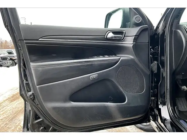 2021 Jeep Grand Cherokee 80th Anniversary |Vented Seats|Panoroof - Photo 17