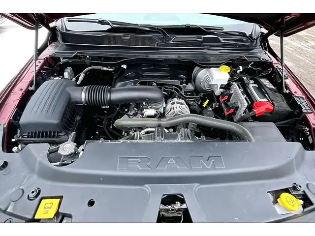 2023 Ram 1500 Laramie Sport | Vented Leather | Panoroof | 4X4 - Photo 9