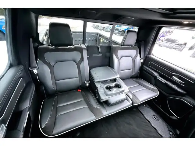 2023 Ram 1500 Laramie Sport | Vented Leather | Panoroof | 4X4 - Photo 27