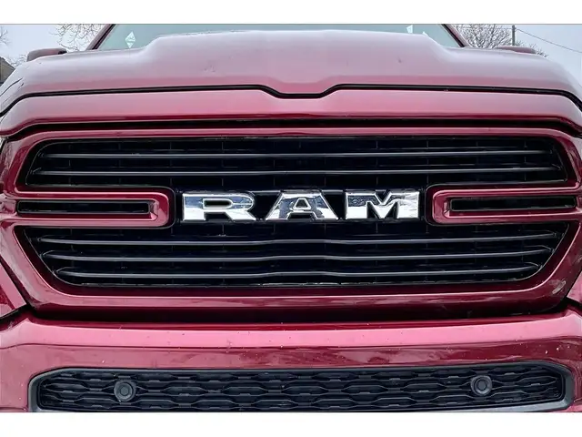 2023 Ram 1500 Laramie Sport | Vented Leather | Panoroof | 4X4 - Photo 29