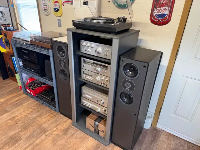 Vintage Kenwood Stereo System - Photo 6