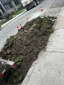 CALGARY’S CHEAPEST JUNK REMOVAL - Photo 4