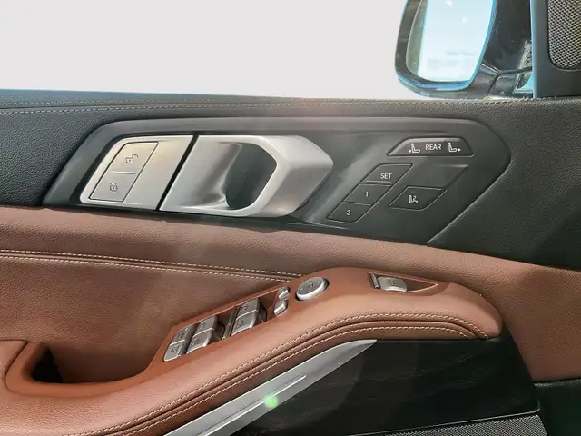 2019 BMW X7 xDrive40i Outstanding condition! Great value! - Photo 11