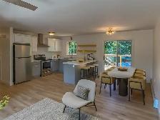 Beautiful 3 Bedroom, 1 Bath Upper Duplex in C'Town (near UPEI) - Photo 2