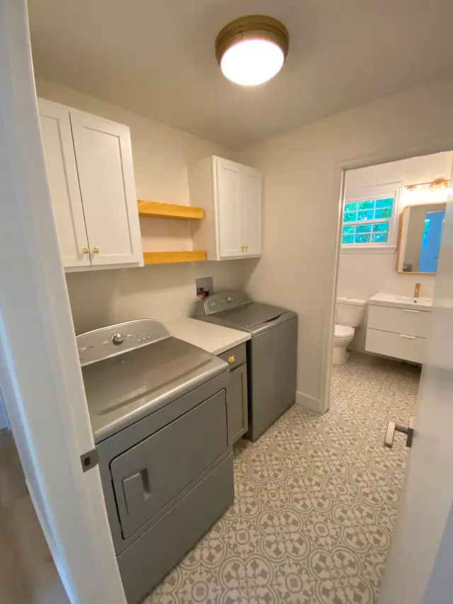 Beautiful 3 Bedroom, 1 Bath Upper Duplex in C'Town (near UPEI) - Photo 6