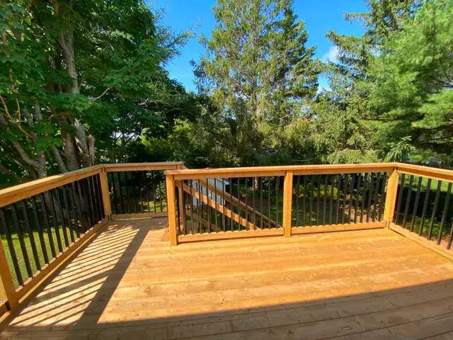 Beautiful 3 Bedroom, 1 Bath Upper Duplex in C'Town (near UPEI) - Photo 10