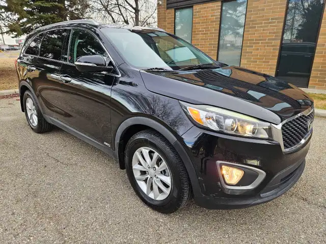 2016 Kia Sorento LX AWD T-GDI 2.0L Turbo - Photo 2
