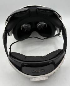 128gb Meta Quest 2 with Controllers & Charger (Model: kw49cm ) - Photo 2