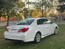 2011 Toyota Avalon XLS/NAVI/CUIR/CAMERA/FINANCEMENT DISPONIBLE - Photo 4