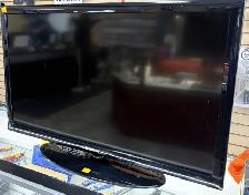 Samsung 32 Inch HD TV with Stand ( Model: UN32D4003BD )