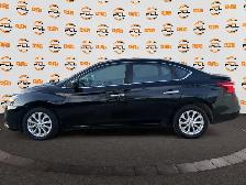 2018 Nissan Sentra Backup camera Heated seats Sunroof - Photo 4