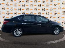 2018 Nissan Sentra Backup camera Heated seats Sunroof - Photo 8