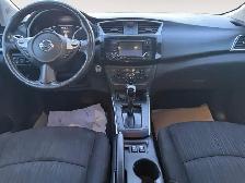 2018 Nissan Sentra Backup camera Heated seats Sunroof - Photo 9