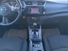 2018 Nissan Sentra Backup camera Heated seats Sunroof - Photo 10