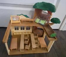 Calico Critters Collection perfect condition houses shops  cars - Photo 5