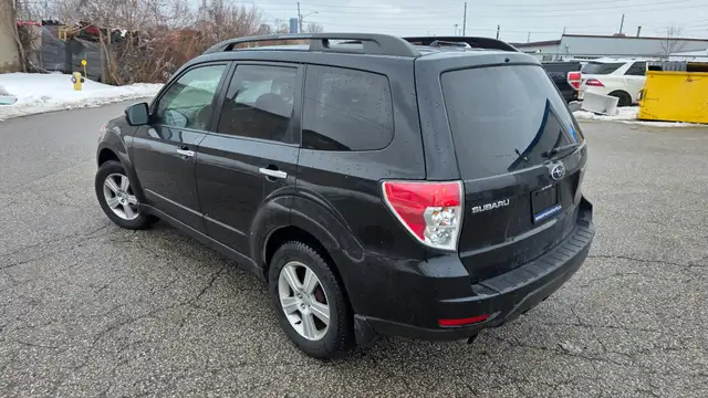 2009 Subaru Forester 2.5X PREMIUM- GREAT SHAPE-CERTIFIED - Photo 9